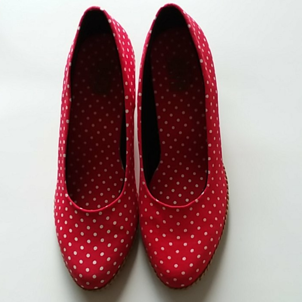 BEACON JULY 4TH RED POKLA DOT ESPADRILLES 7.5 FAB